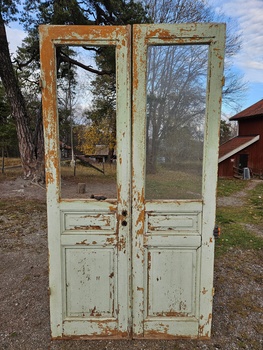 Pardörr med glas 122 x 222 cm, finns på Överjärva